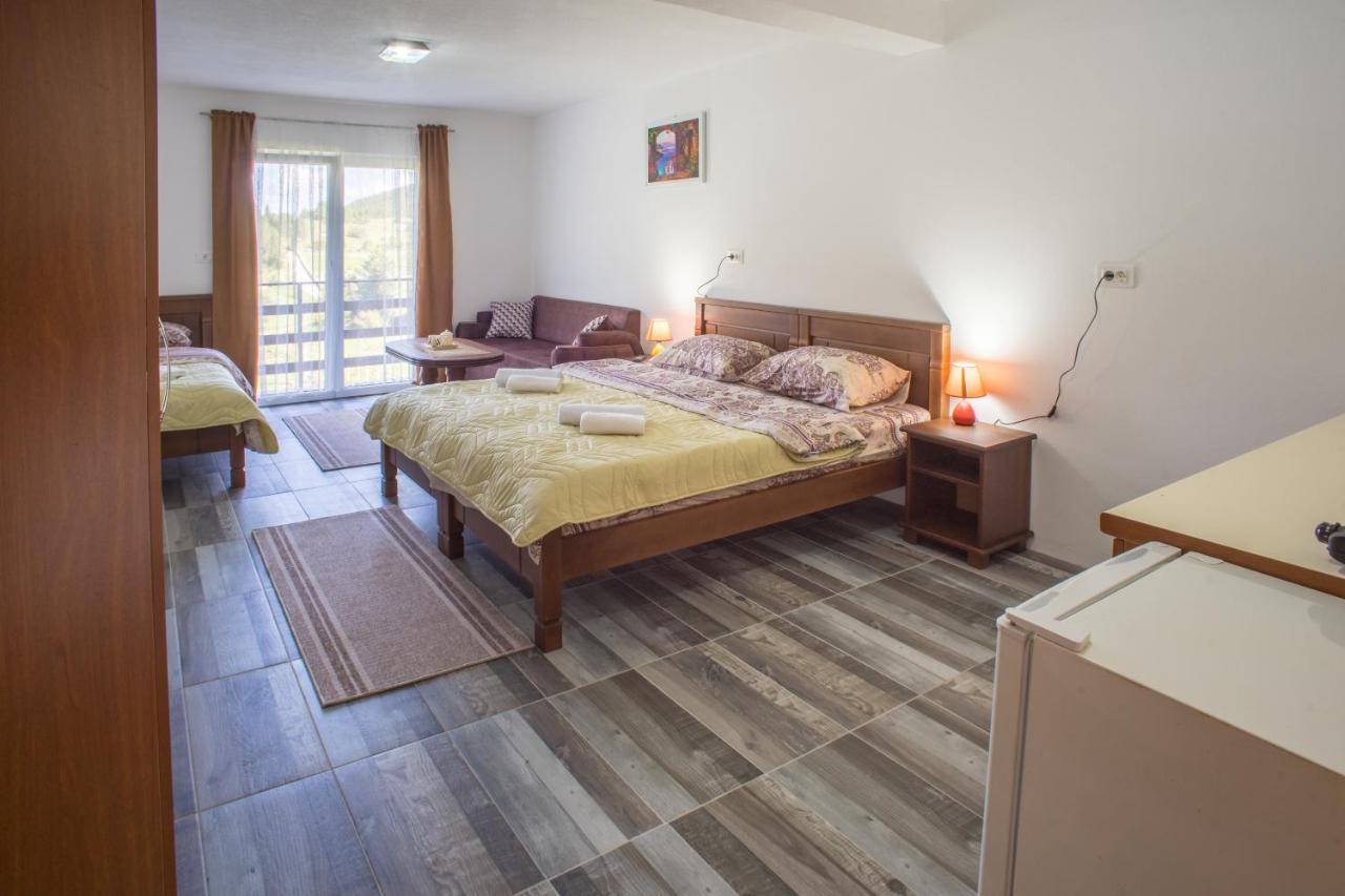 Apartmani Jezero 자블야크 외부 사진
