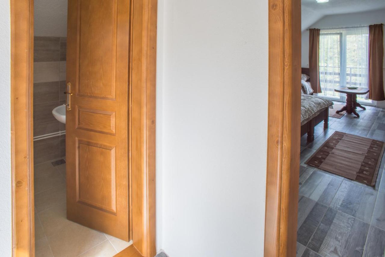 Apartmani Jezero 자블야크 외부 사진