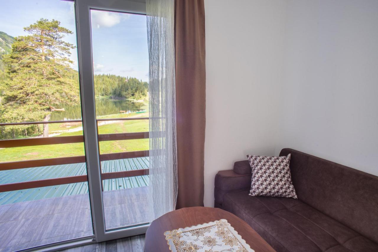 Apartmani Jezero 자블야크 외부 사진