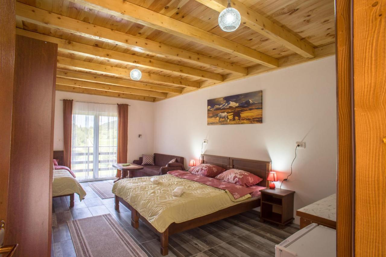Apartmani Jezero 자블야크 외부 사진