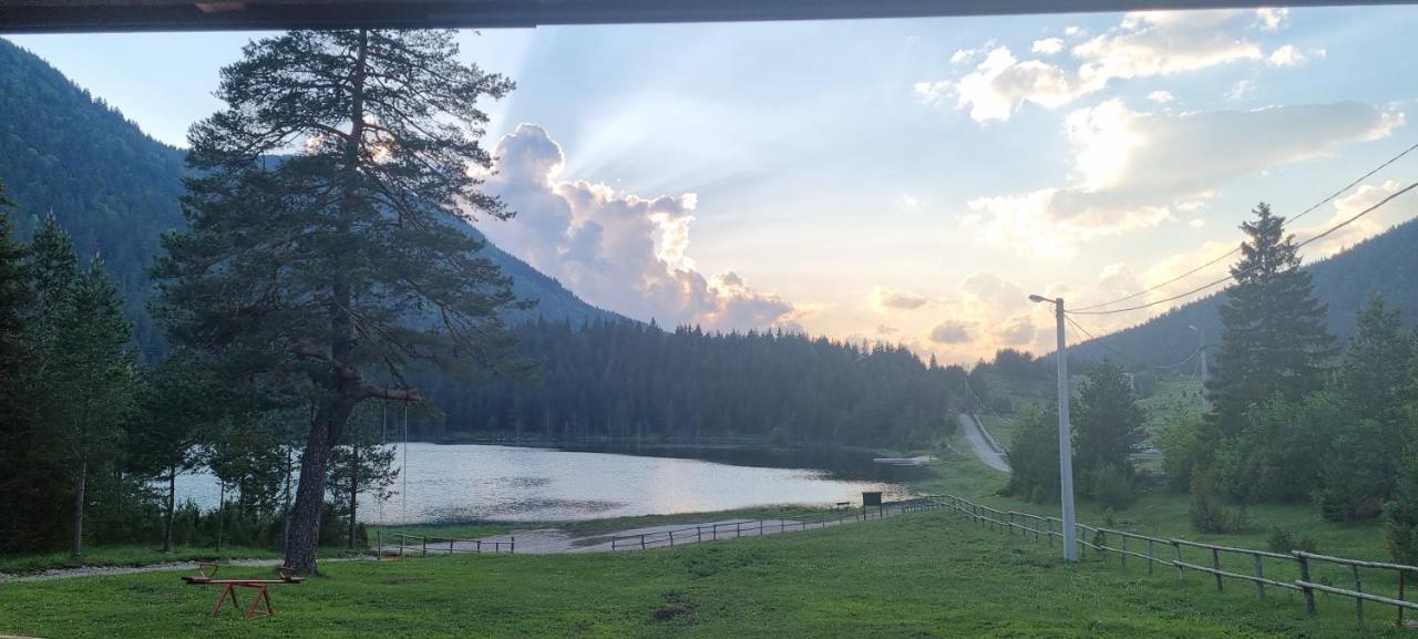 Apartmani Jezero 자블야크 외부 사진