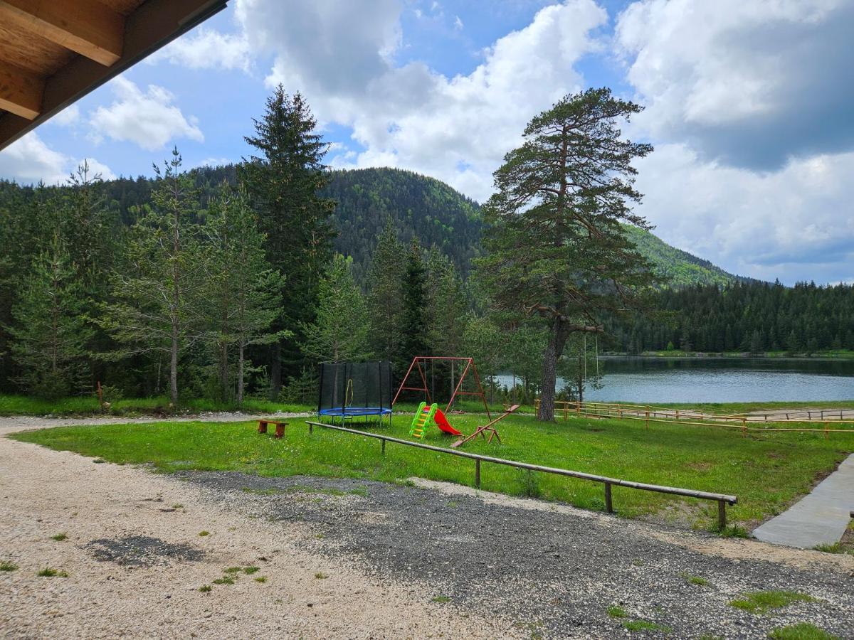 Apartmani Jezero 자블야크 외부 사진